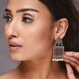 Jazz and Sizzle Silver-Plated Square Shaped Drop Earrings image 4