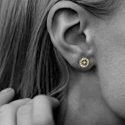 Comet Busters Gold-Plated Contemporary Non Piercing Self Adhesive Studs Earring image 4