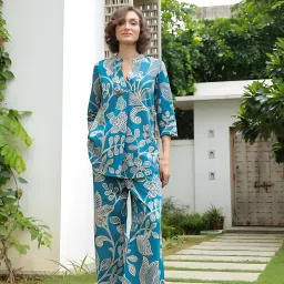 Top Palazzos Co-ords Set-image-34