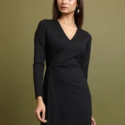 Tokyo Talkies Black V-Neck Tie Up Wrap Dress-image-30