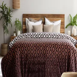 GAPU & BALY Copper-Toned Geometric Summer 300 GSM Double Bed Blanket-1
