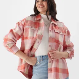 Women Boxy Fit Checkered Button Down Collar Casual Shirt-image-9