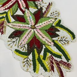 YWULY Green & White Embellished Abstract Shaped Table Runner image 2