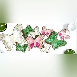 YWULY White & Green Embellished Abstract Shaped Table Runner image 3