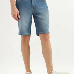 United Colors of Benetton Men Washed Slim Fit Denim Shorts-14