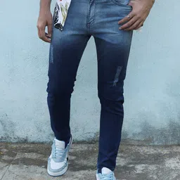 Campus Sutra Men Light Fade Mildly Distressed Ombre Smart Slim Fit Cotton Jeans-image-44