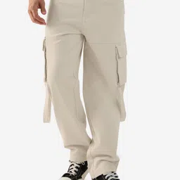 The Souled Store Men Cotton Relaxed Fit Low Distress Stretchable Cargo Styles Jeans-image-8
