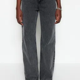 Trendyol Women Regular Fit Mid Rise Cotton Jeans-image-84