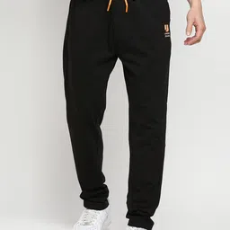 Underjeans by Spykar Men Black Solid Track Pants-image-67