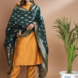 PPTOSS Printed Regular Kurta with Trousers & With Dupatta-picture-11
