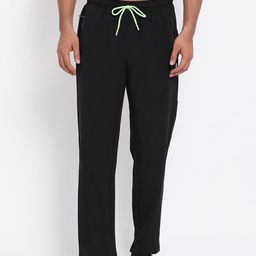 PERFKT-U Men Black Solid Track Pants-image-2