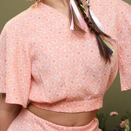 Vishudh Printed Crop Top With Printed Pants image 3