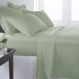 Green Solid 400 TC Cotton King Sized Fitted Bed Sheets with 2 Pillow Covers by Pizuna-picture-6
