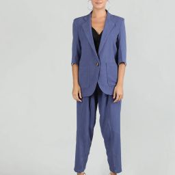 Women Single Breasted Solid Suit-image-65