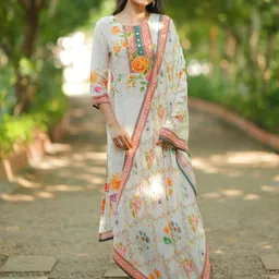 Libas Floral Printed Regular Beads and Stones Kurta with Trousers & Dupatta-17