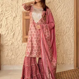 Libas Floral Yoke Design Round Neck Three-Quarter Sleeves Gotta Patti Kurta Set-image-83