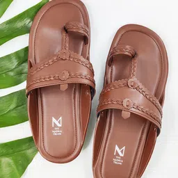 THE MADRAS TRUNK Men Brown Kolhapuris Leather Self Design Comfort Sandals-image-28