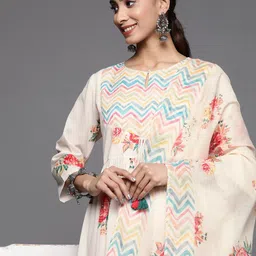 Varanga Women Floral Printed Keyhole Neck Empire Kurta Set-image-50