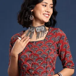 Taavi Hand Block Printed Cotton Non Paded Saree Blouse-22