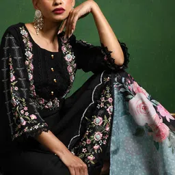 Varanga Women Floral Embroidered Regular Thread Work Pure Cotton Kurta with Trousers & With Dupatta-10