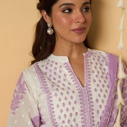 Indo Era Women Floral Printed Regular Thread Work Pure Cotton Kurta with Trousers & With Dupatta-image-26