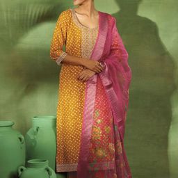 Libas Bandhani Embroidered Sequinned Straight Kurta With Trouser & Dupatta image 4