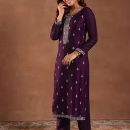 Libas Ethnic Motifs Embroidered Sequinned Straight Kurta With Trousers & Dupatta image 3