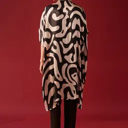 Ambraee Abstract Printed Tunic With Trousers image 4