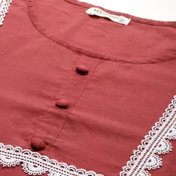 Readiprint Fashions Plus Size Lace Detailed Pure Cotton Kurta & Trousers With Dupatta image 2