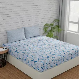 Huesland Blue & White Floral Cotton 144 TC King Bedsheet with 2 Pillow Covers-image-81