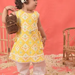 VASTRAMAY Girls Ethnic Motifs Printed Pure Cotton Kurta With Salwar-image-90