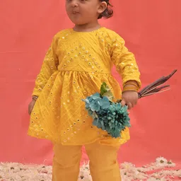 VASTRAMAY Girls Ethnic Motifs Embroidered Mirror Work Kurta With Churidar-image-57