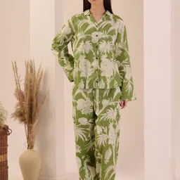 The Quince Life Peacock Garden Green Comfort Fit Printed Pure Cotton Lounge Set (Set of 2)-picture-5