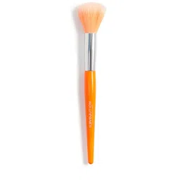 Makeup Revolution London Brush Queen Base Buffing Brush-52