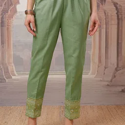 Vishudh Ethnic Motifs Yoke Design Regular Kurta with Trouser & Dupatta image 3