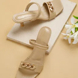 VALIOSAA Embellished Kitten Heels-17