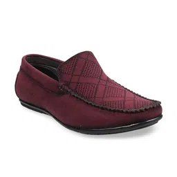 WALKWAY by Metro Men Maroon Woven Design Loafers-image-33