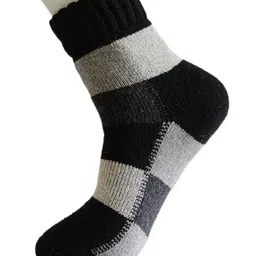 Alexvyan Pack Of 3 Men Checked Patterned Calf-Length Woolen Socks image 4