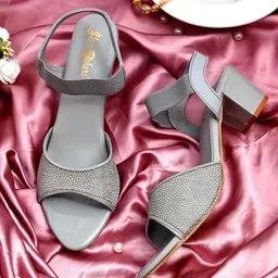 GLAMZKART Block Closed Back Heel-18