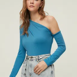 Trendyol Pleated One Shoulder Long Sleeves Bodysuit-image-10