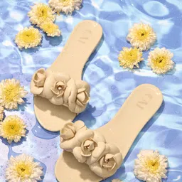 CAI Women Open Toe Flats-9