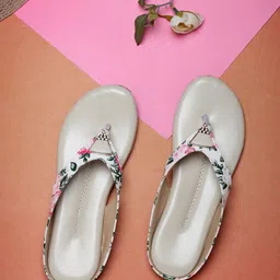DEAS Women Cream-Coloured Printed Open Toe Flats-0