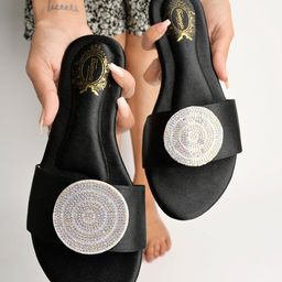 Shoetopia Girls Embellished Open Toe Flats-55
