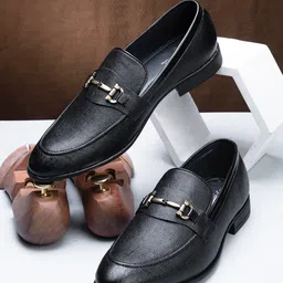 San Frissco Men Textured Slip On Formal Shoes-image-68