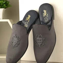 Hitz Men Textured Buckle Detail Leather Mules-image-62