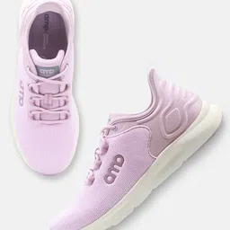 AMP Women Textured Comfort Insole Sneakers-15