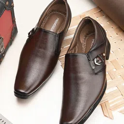Provogue Men Textured Slip-On Shoes-picture-22