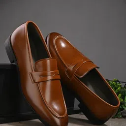 House of Pataudi Men Round Toe Formal Penny Loafers-image-87