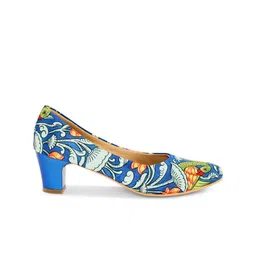 Kanvas Ocean Of Nature Pattachitra Printed Pointed Toe Canvas Block Pumps image 3