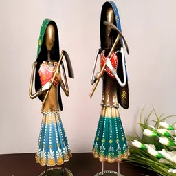apka mart Blue & Red 2Pieces Figurine Village Worker Ladies Showpieces-image-61